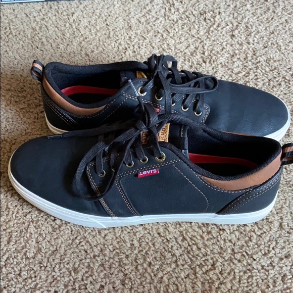 Levi’s Sneakers 👟 ‼️Sold‼️ - Picture 3 of 4